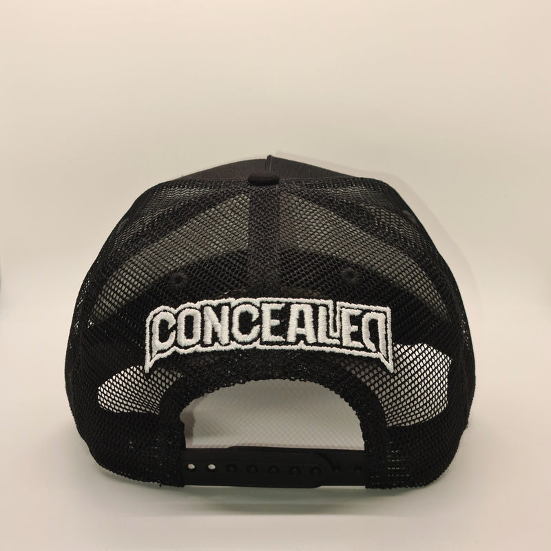 C EMBLEM Trucker - Black